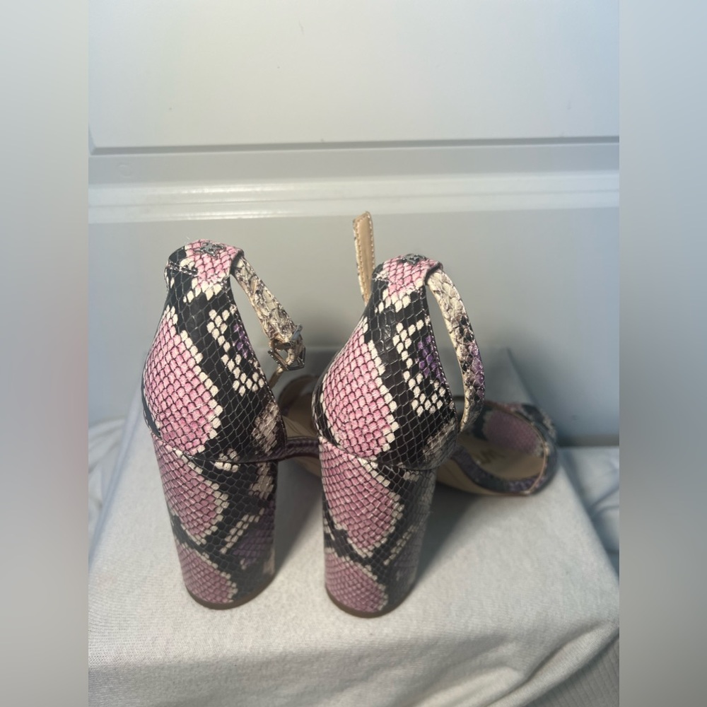 Sam Edelman Yaro Python Snake Print - Picture 4 of 7